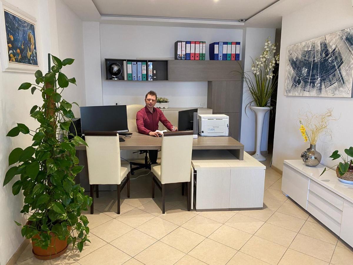Residence Perla Rimini Zewnętrze zdjęcie